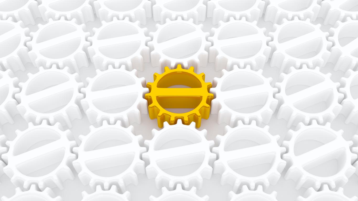 gear highlighted in the middle